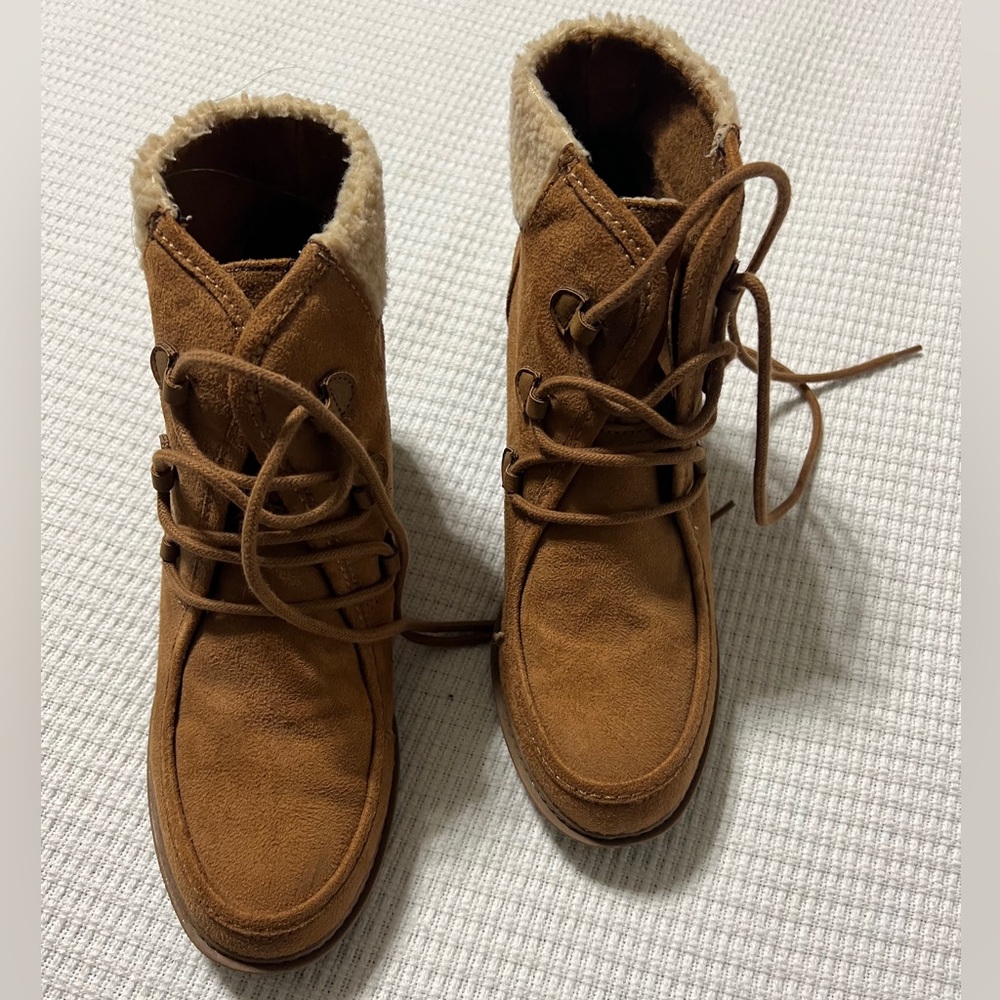 Winter Booties - image 2